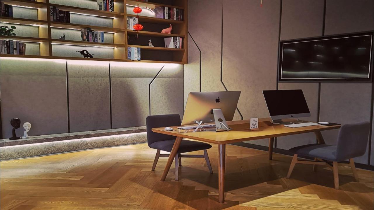Holiday Inn Express Chengdu Huanhuaxi By Ihg-Near Jinsha Site Musem,Near Wuhou Temple Museum,Welcome Drinks,Free Gym,Free Self-Service Laundry Чънду Екстериор снимка