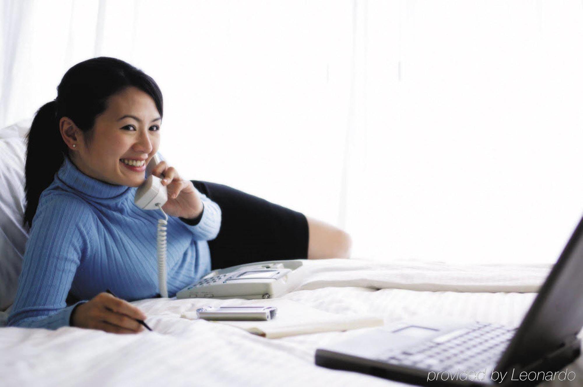 Holiday Inn Express Chengdu Huanhuaxi By Ihg-Near Jinsha Site Musem,Near Wuhou Temple Museum,Welcome Drinks,Free Gym,Free Self-Service Laundry Чънду Екстериор снимка